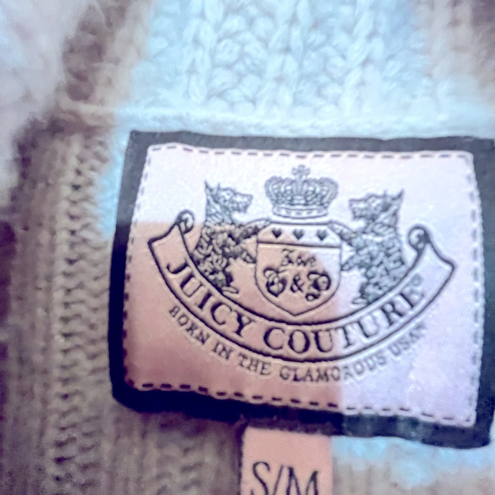 Awesome Juicy Couture Cardigan🌸Precious with great detail.A Must Have!!Nice🌸